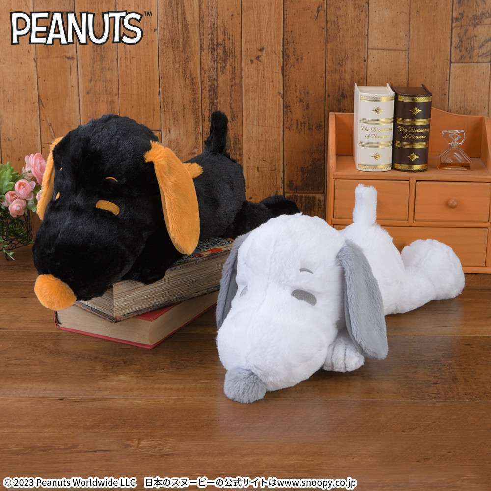 SNOOPY™ 寝そべり スペシャルぬいぐるみ ~ブラック&ホワイト~