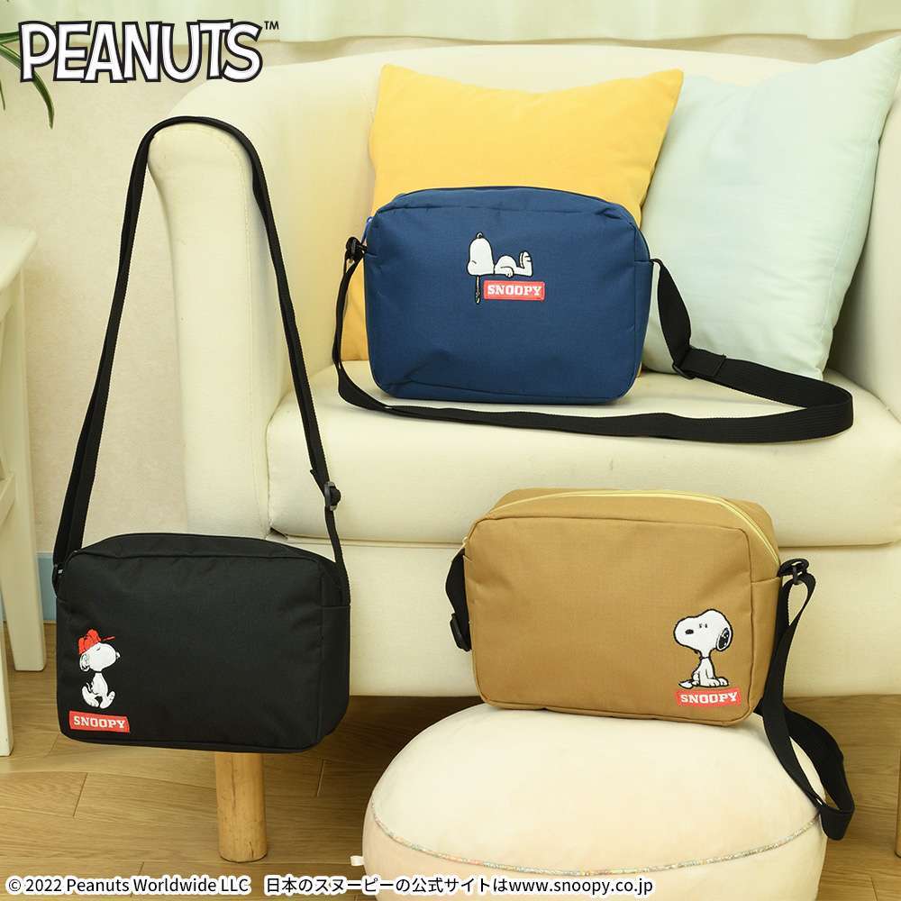 SNOOPY™ プレミアムショルダーバッグ