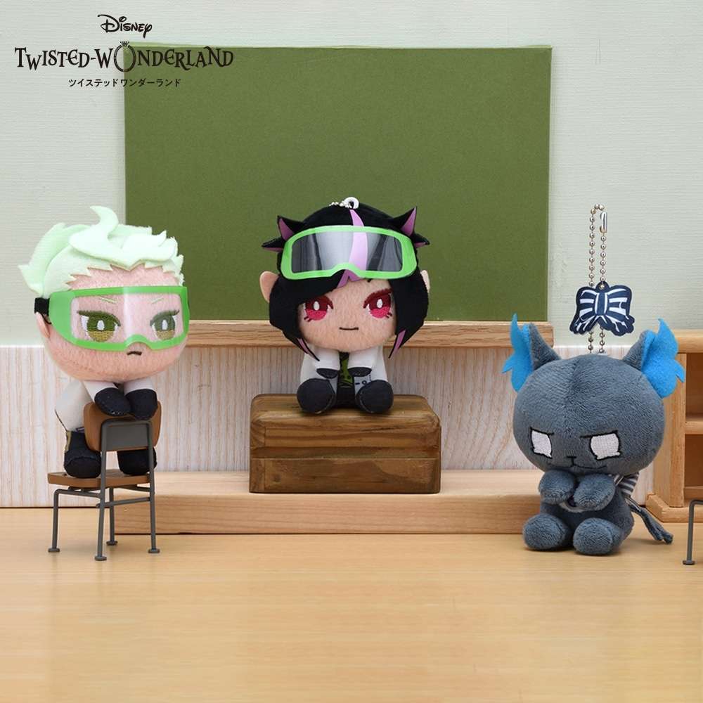 ディズニー ツイステッドワンダーランド & you モアプラス実験着キーチェーンマスコット “ディアソムニア寮&グリム