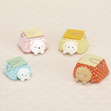 すみっコぐらし こたつボールチェーン付きぬいぐるみ