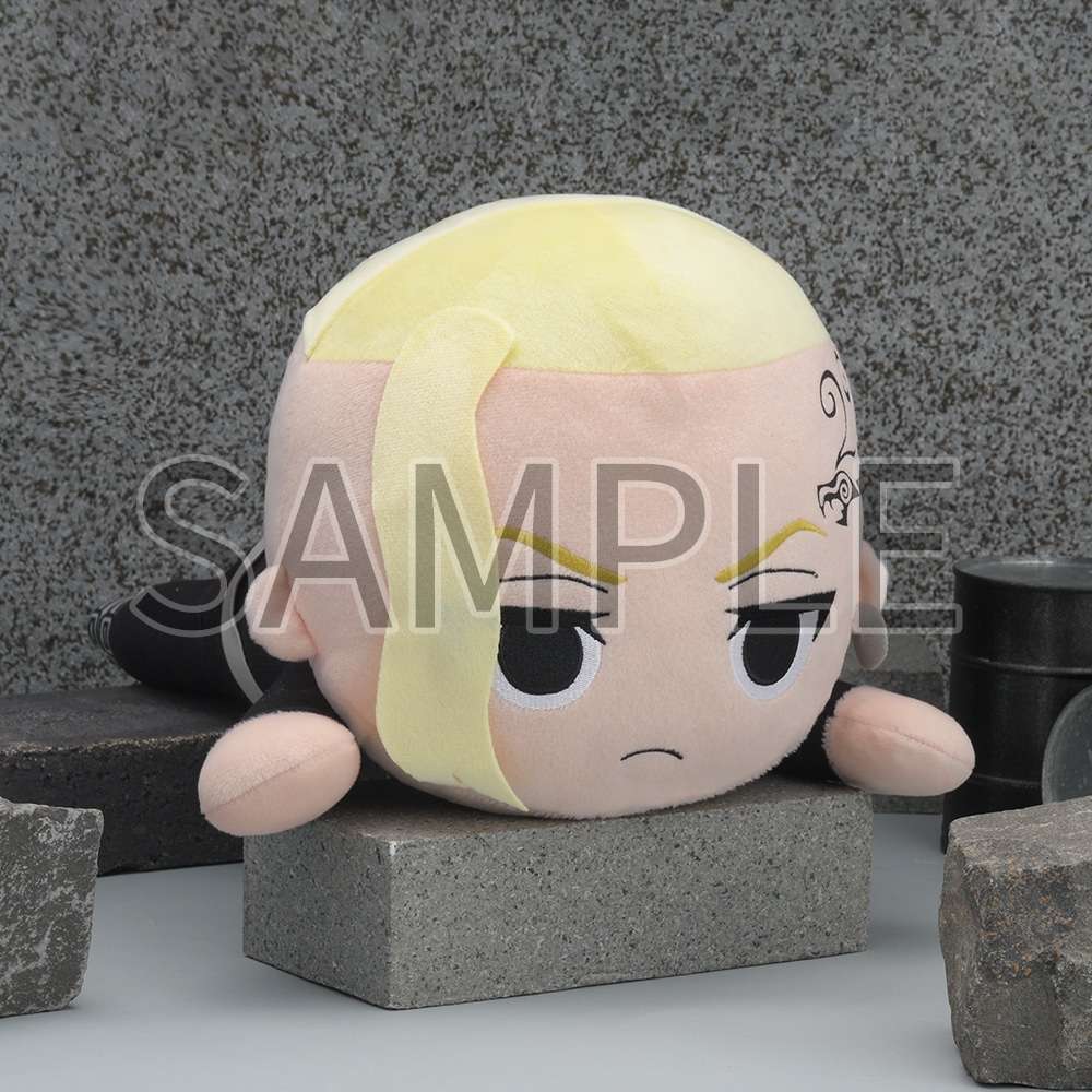 東京リベンジャーズ　寝そべり　メガジャンボぬいぐるみ龍宮寺堅