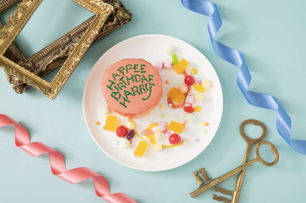 ハリー・ポッター・カフェでハリー誕生祭限定メニュー&グッズを期間限定販売