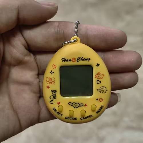 手持ち型電子ペットゲーム機