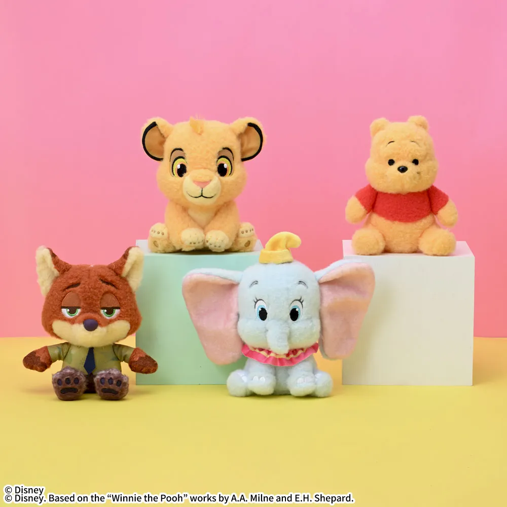 ディズニーキャラクターぬいぐるみふわふわおすわりポーズ